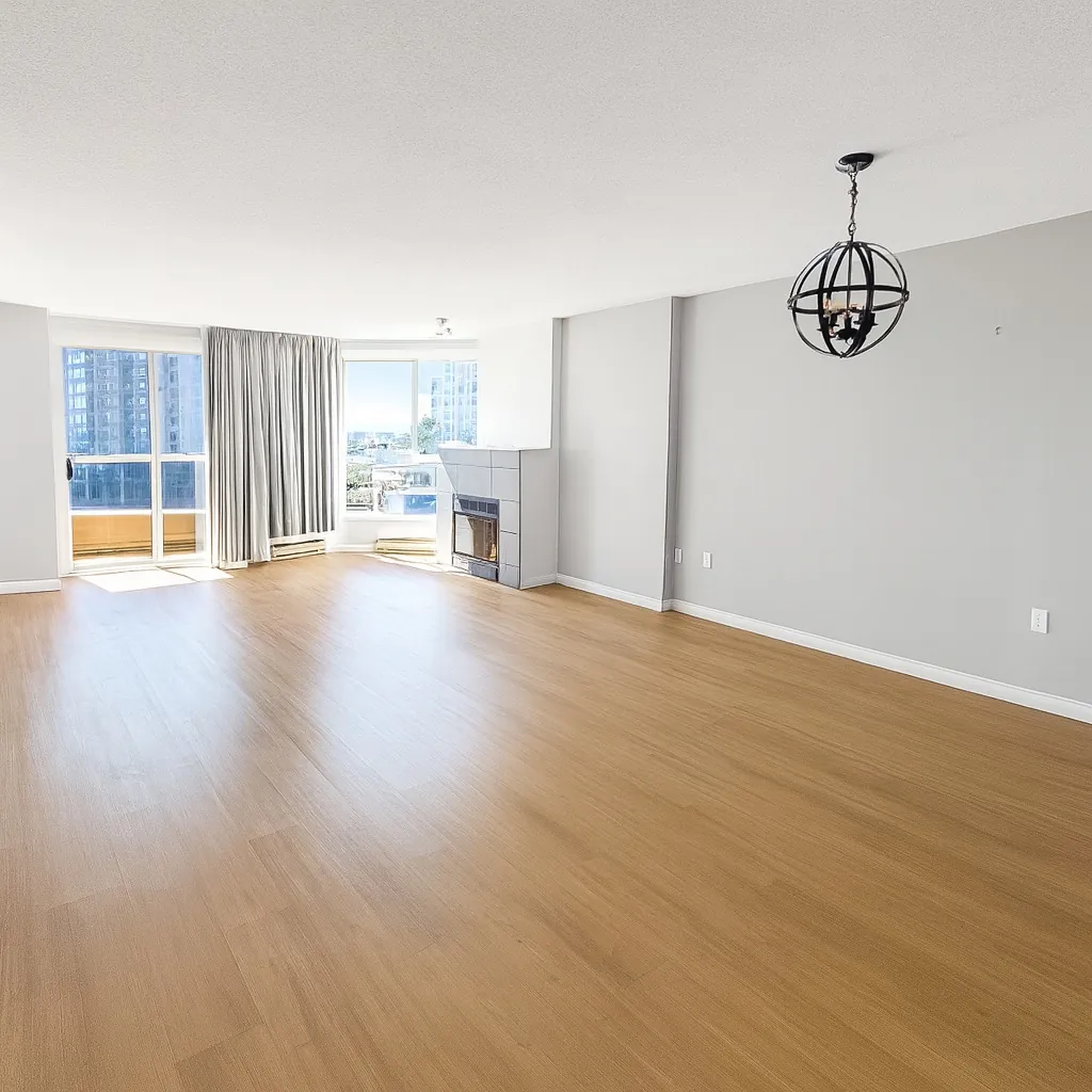 Empty room before staging